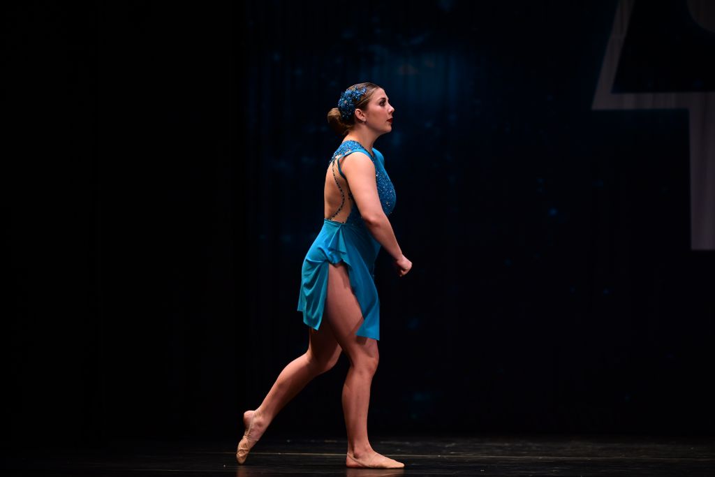 Hold Me While You Wait