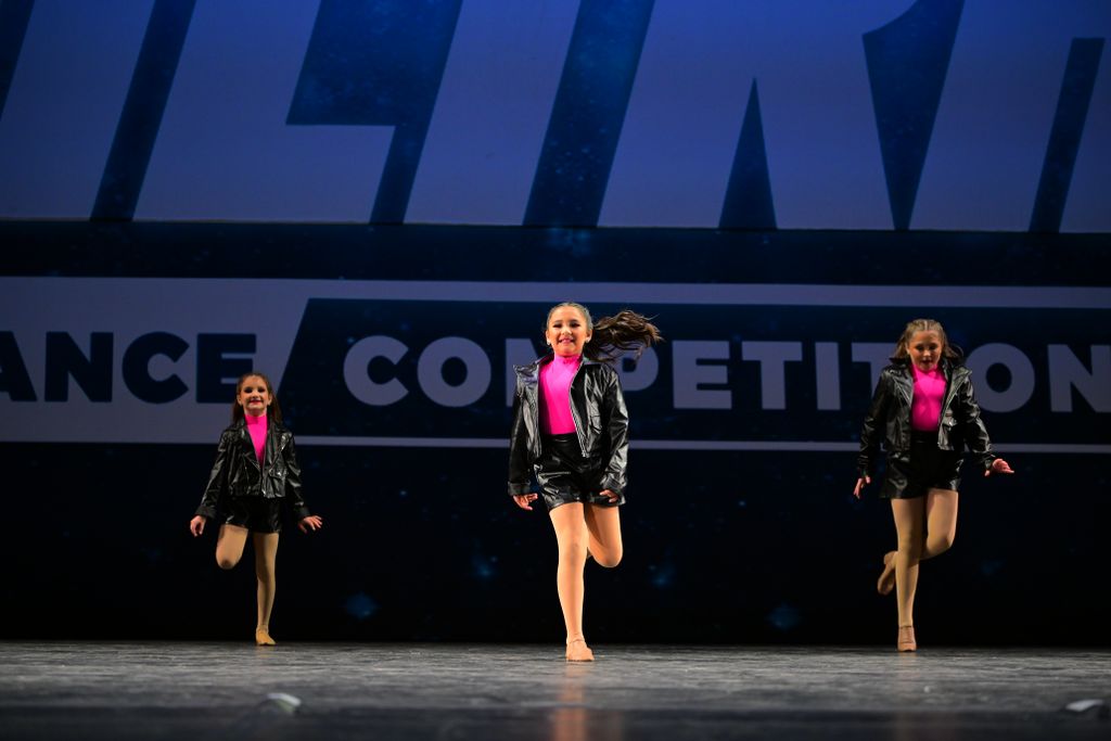 Cruisin For A Bruisin