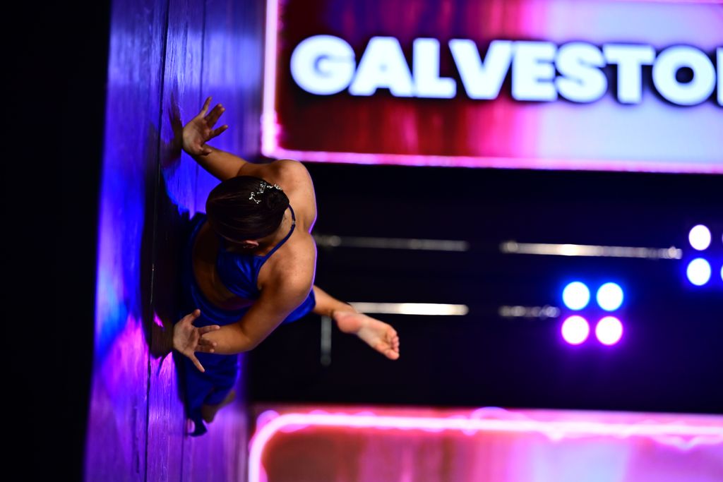 Hold Me While You Wait