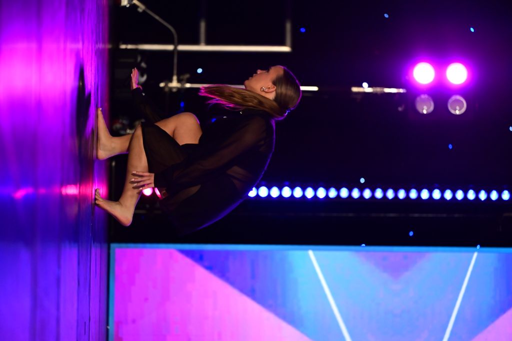 Everybody Supports Women